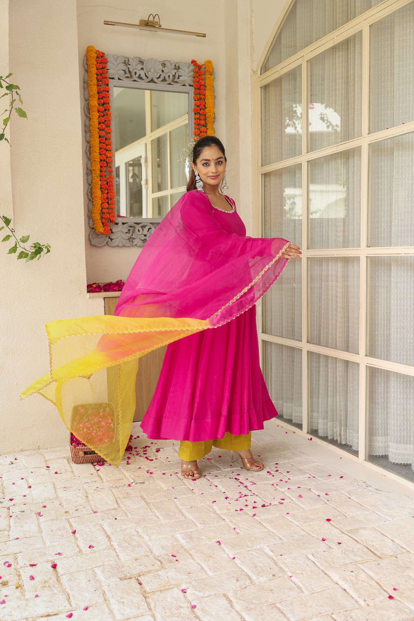 Gulaabi Noor Anarkali Set