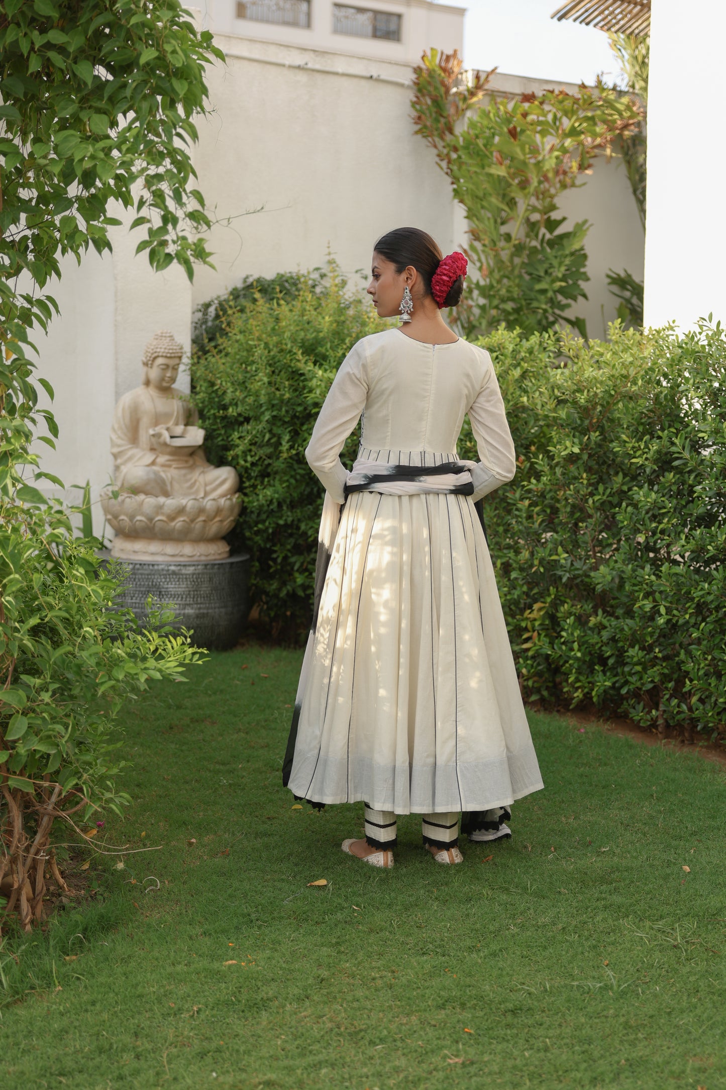 Noorani Siyahi Anarkali Set