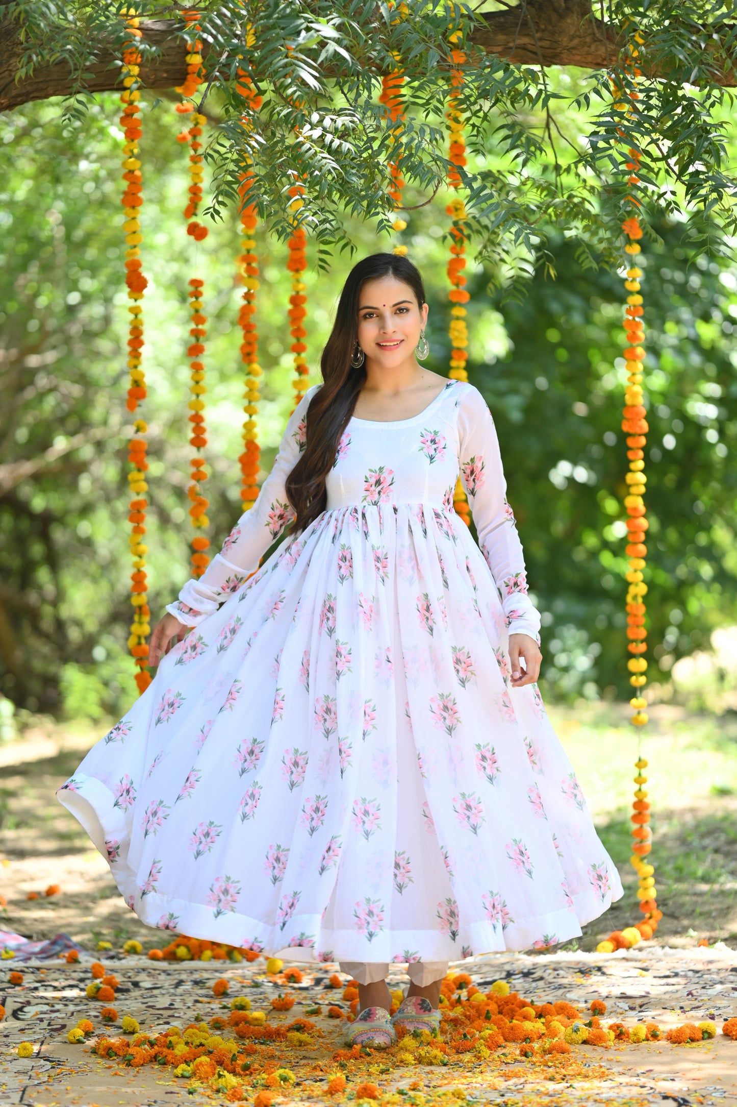 White Flower Bunch Anarkali