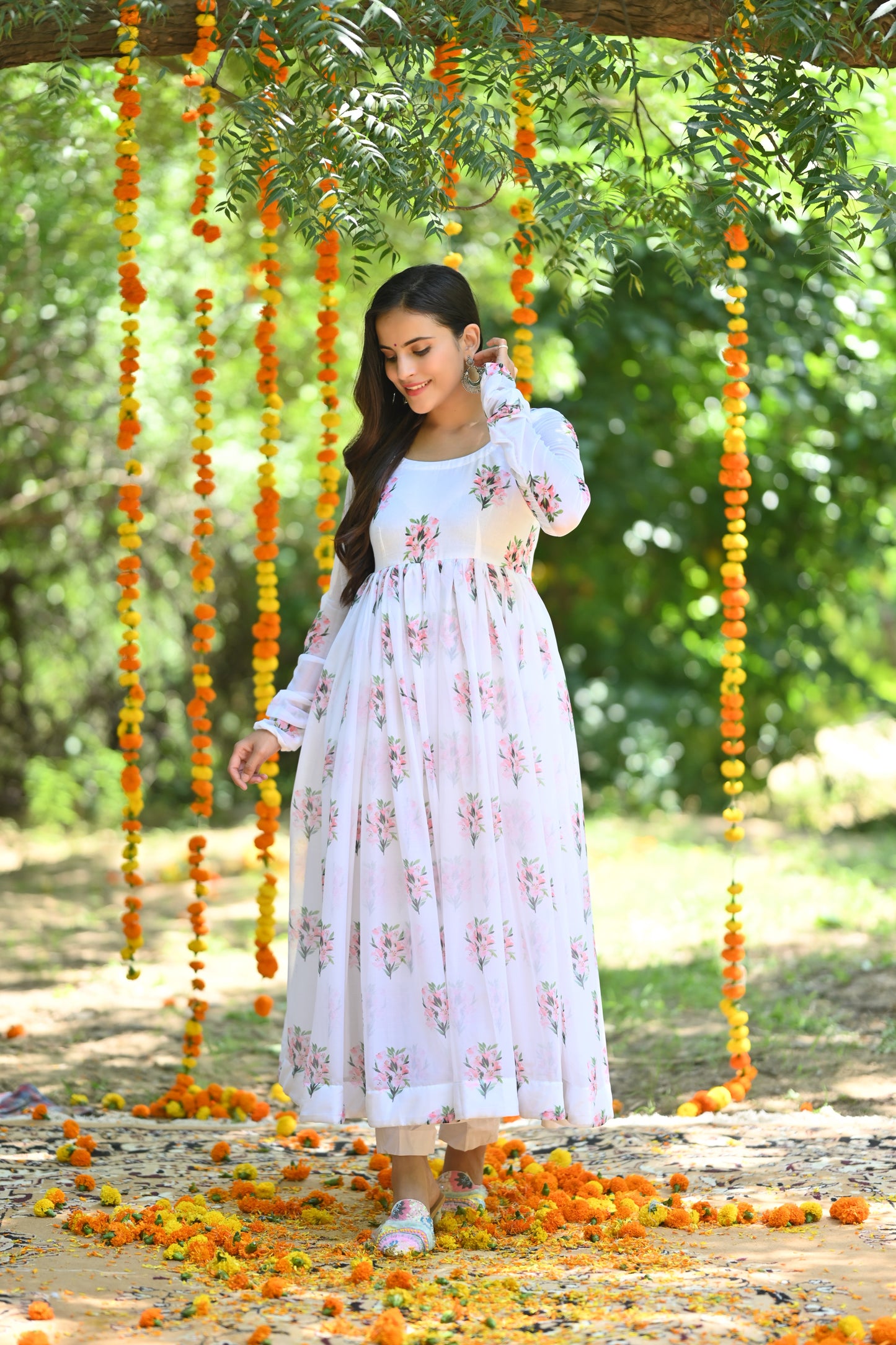 White Flower Bunch Anarkali