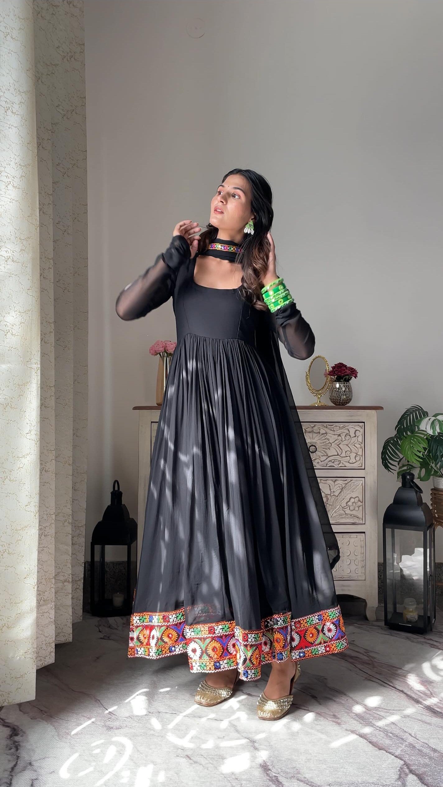 Black Anarkali Set