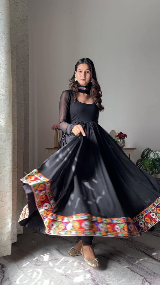 Black Anarkali Set